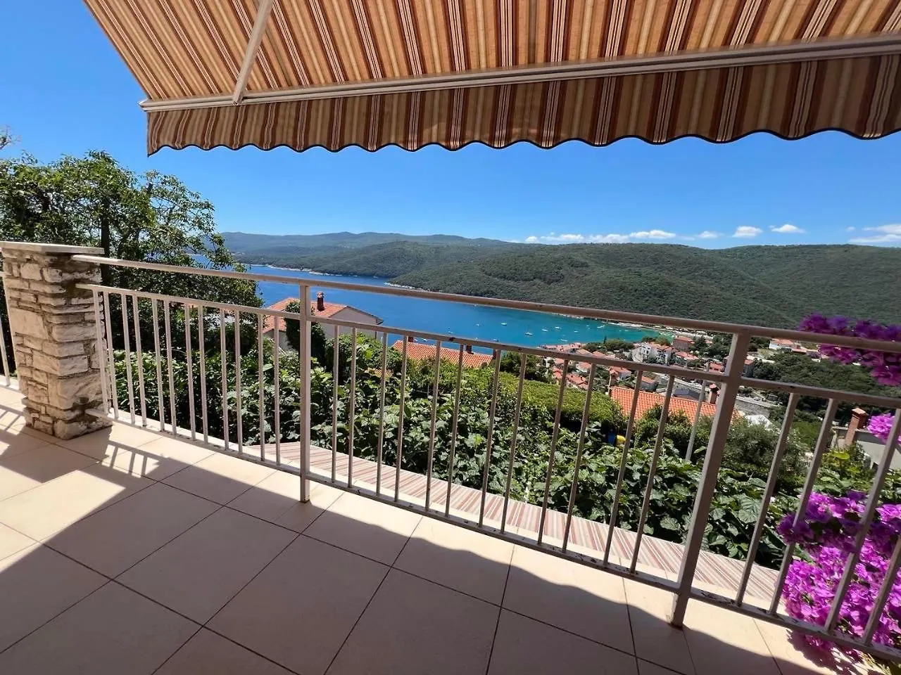 Apartments Alma Rabac