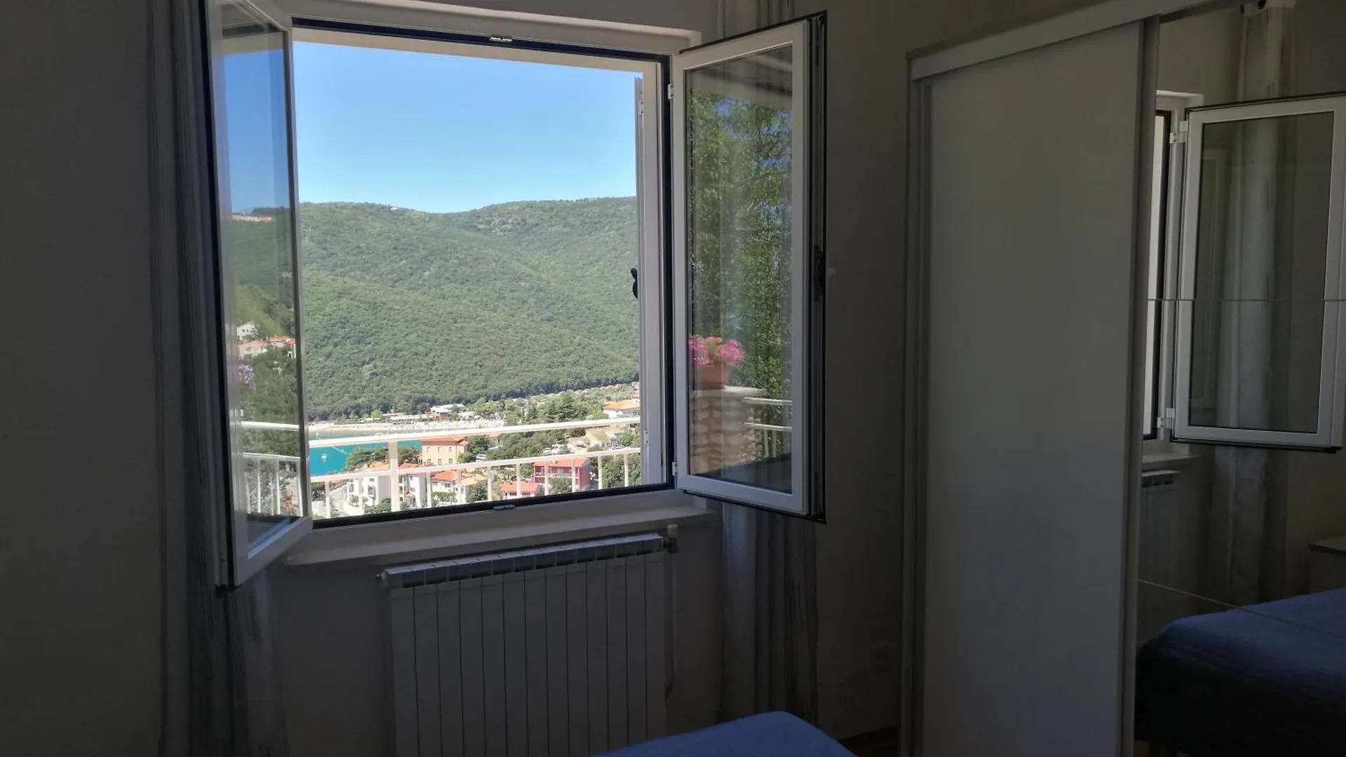 Apartments Alma Rabac